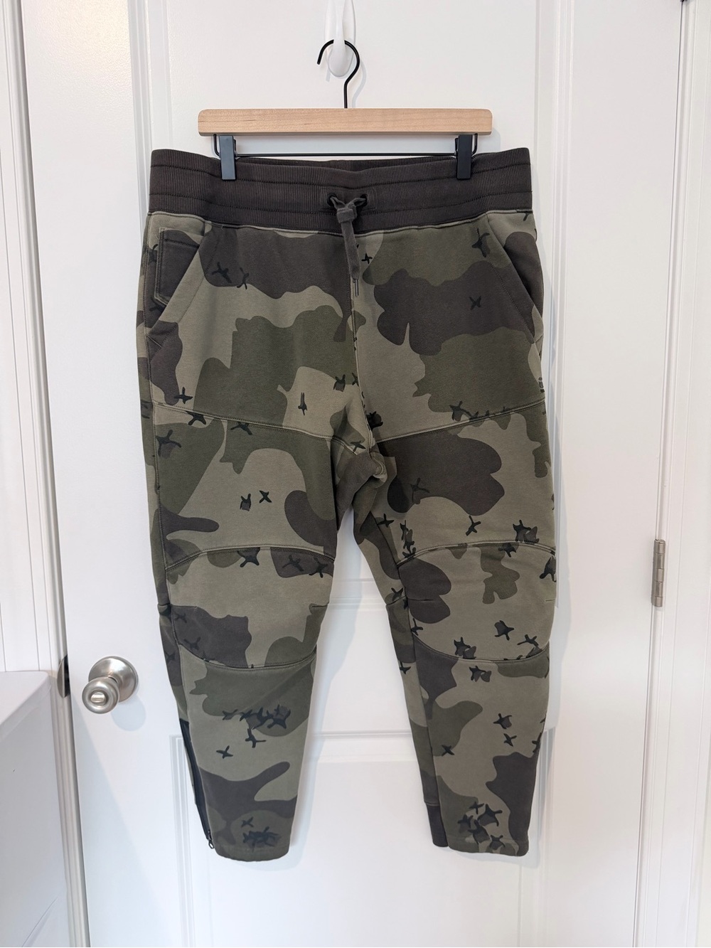 G-Star Men's Camo Jogger Pants - Olive & Black